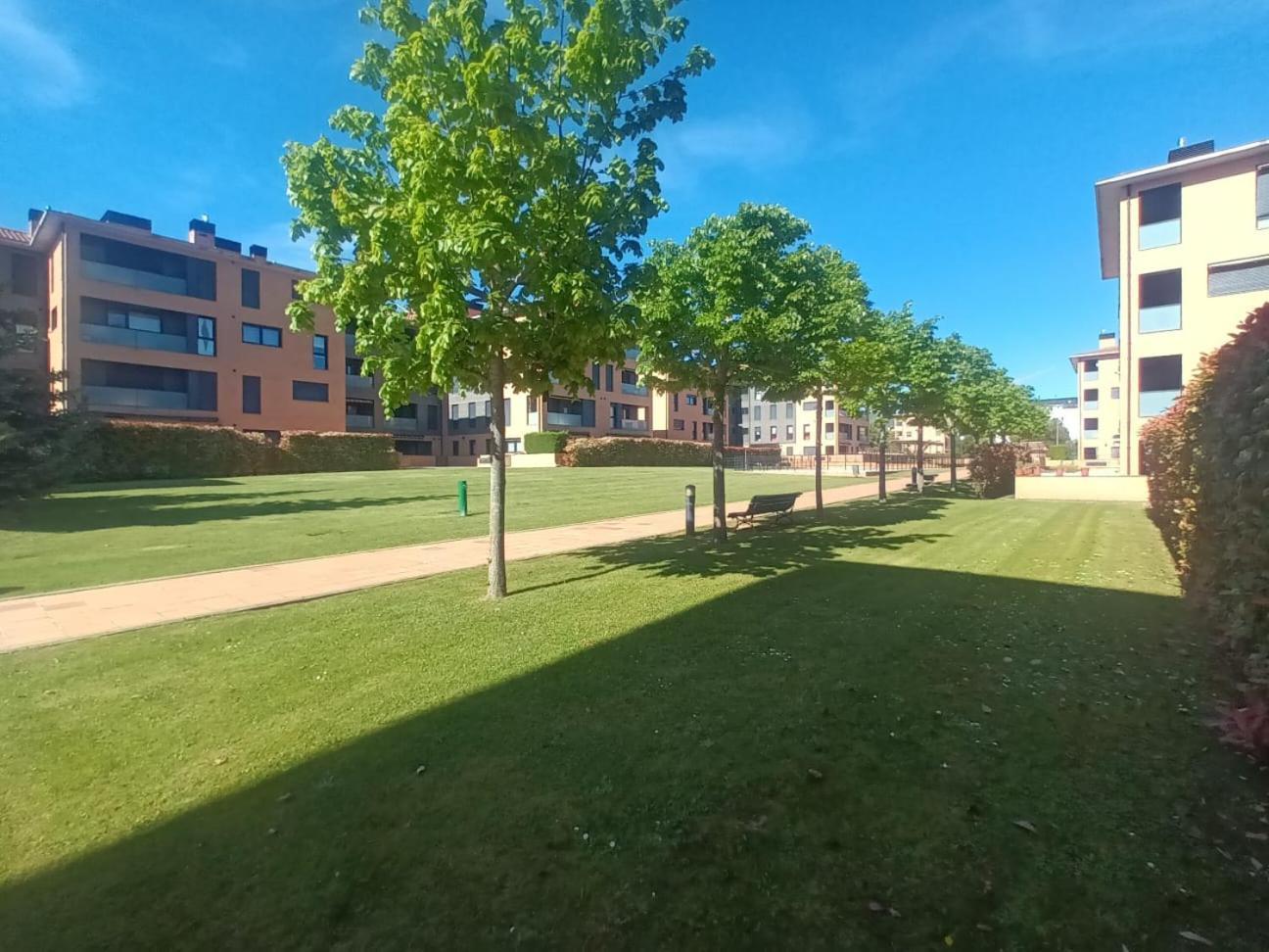 Camino Santiago Etxea Apartment Jaca Exterior photo